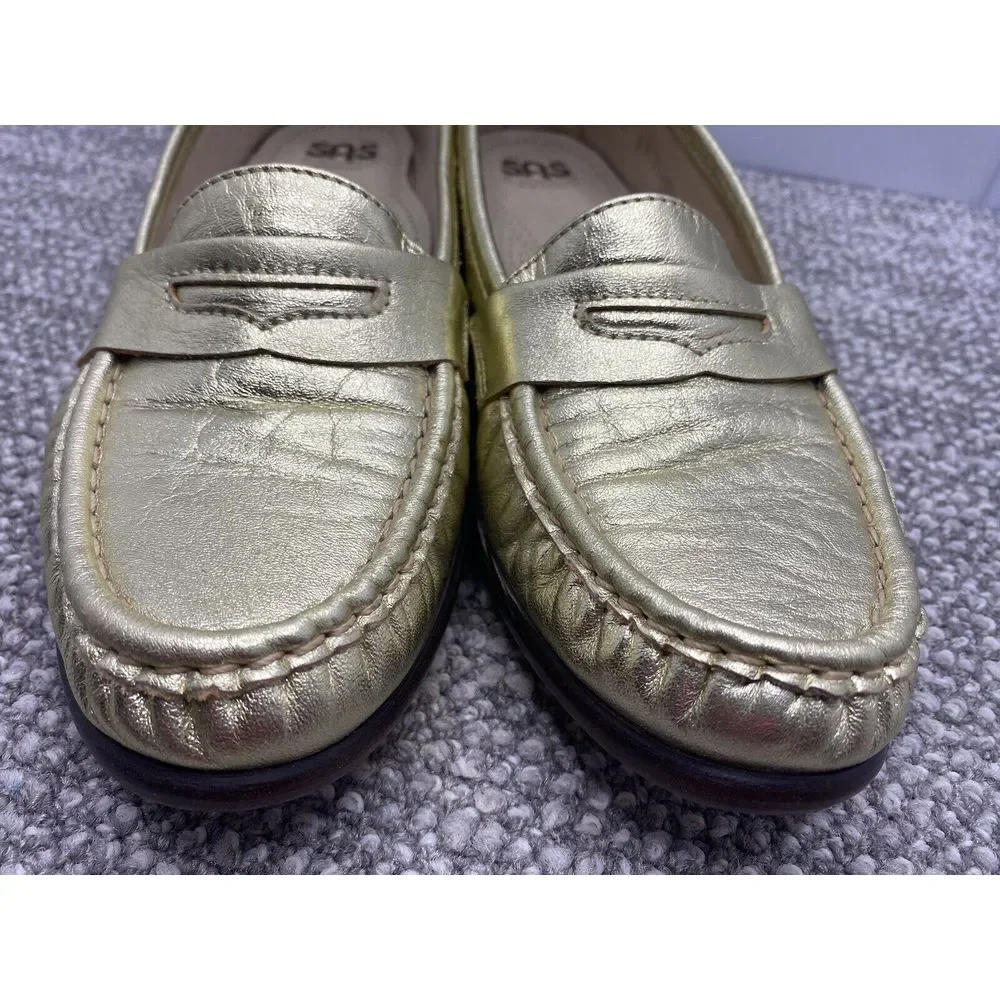 SAS Women's Gold Shoes Sz 8.5 N Shiny Holiday Attire EUC‎ Penny Loafers